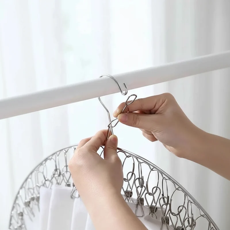 Cintre pour étendoir à linge inox avec pinces