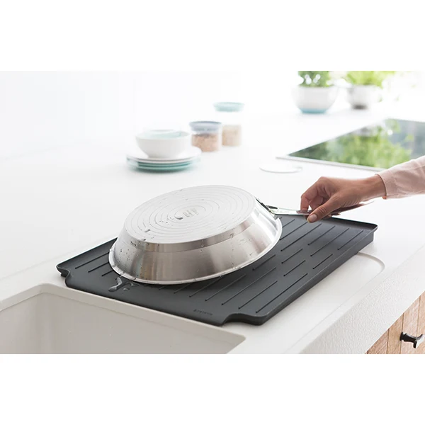 Egouttoir à vaisselle SinkSide noir Brabantia