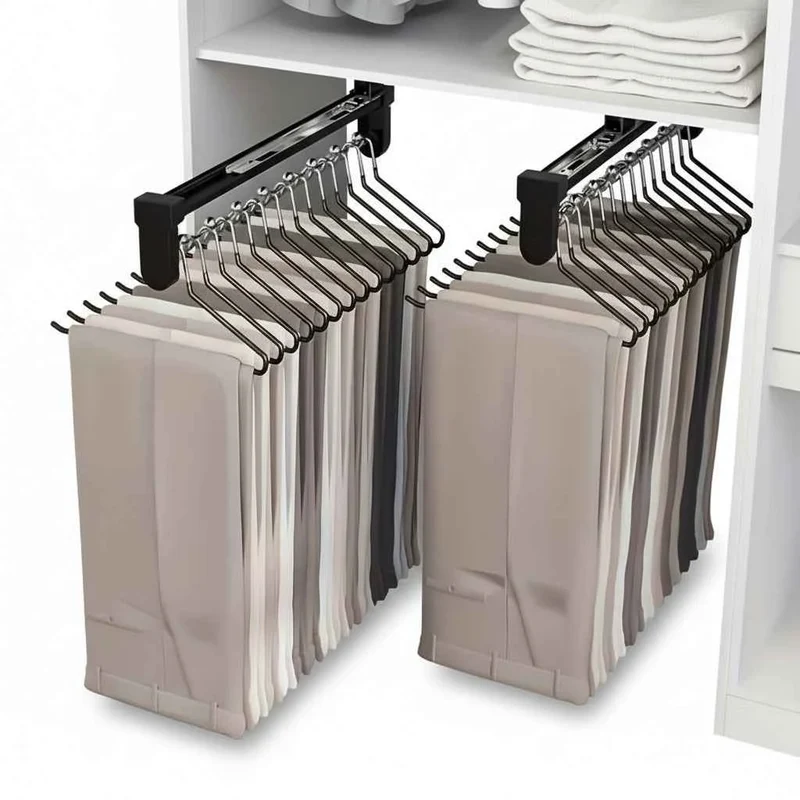 Cintre pour étendoir à linge retractable mural