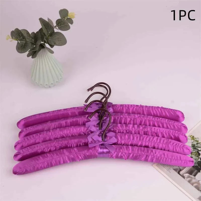 Cintre pour étendoir à linge satin rembourré