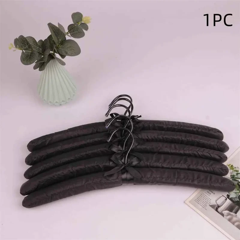 Cintre pour étendoir à linge satin rembourré