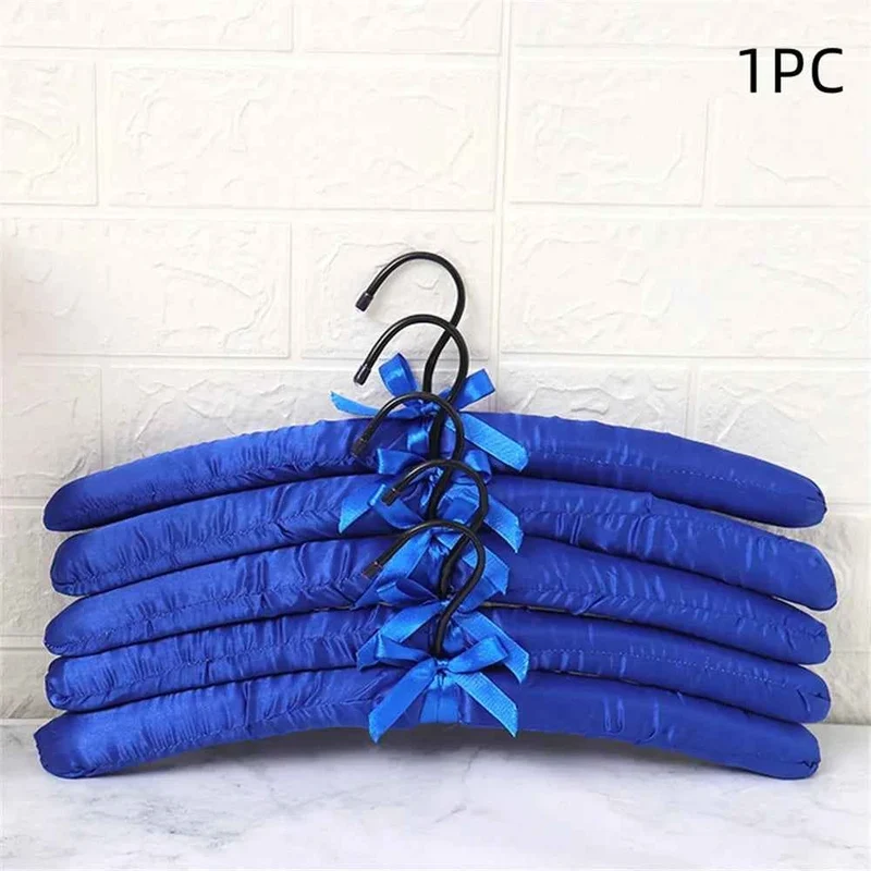 Cintre pour étendoir à linge satin rembourré