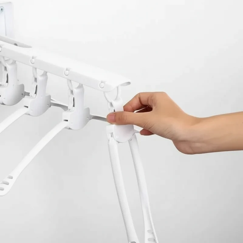Cintre pour étendoir à linge pliable en plastique