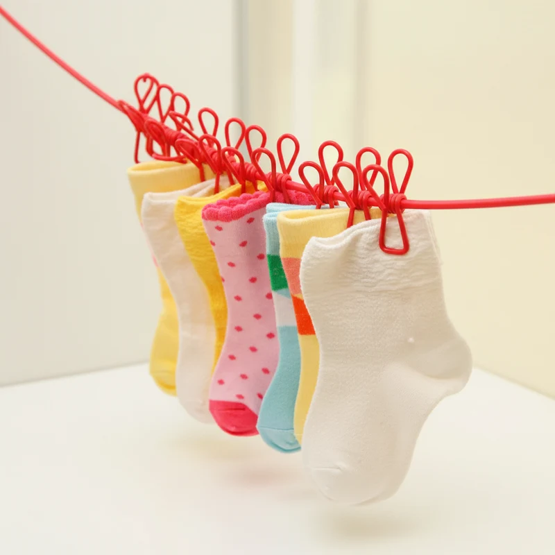 Fil pour étendoir à linge voyage avec 12 pinces