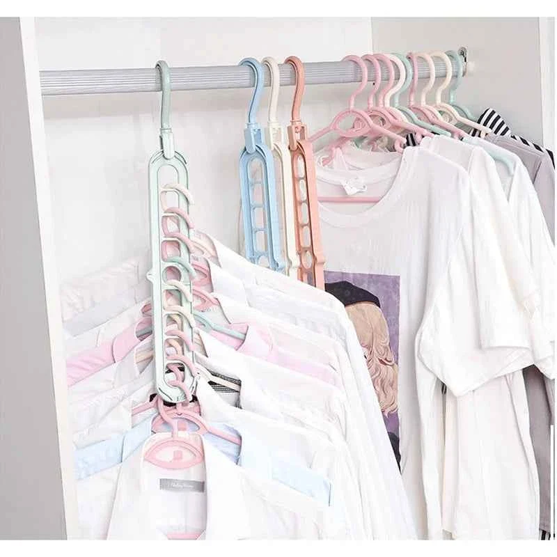 Cintre pour étendoir à linge multifonction 9 trous