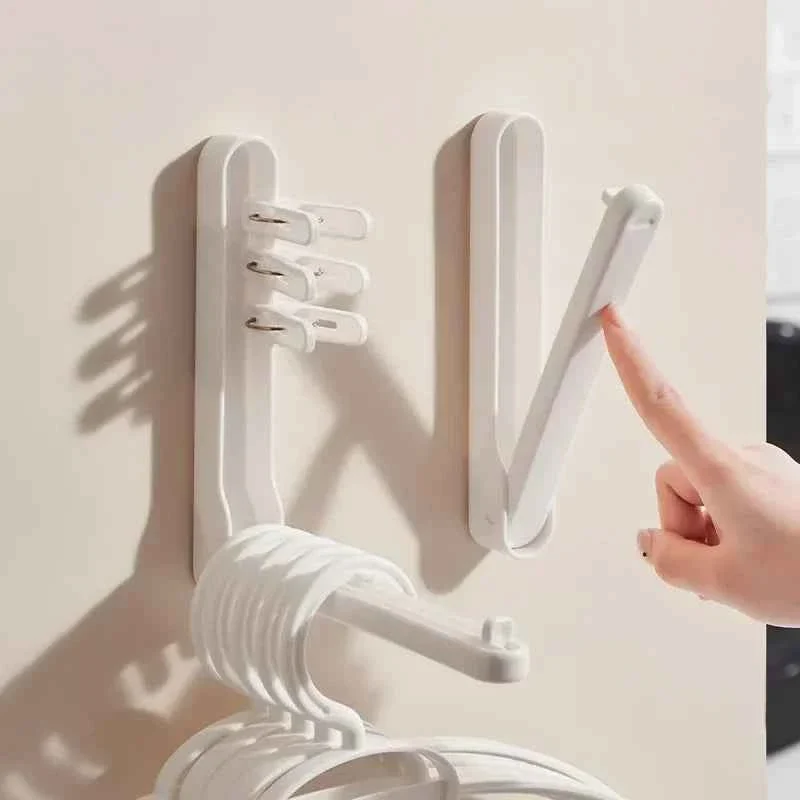 Cintre pour étendoir à linge mural pliable pp