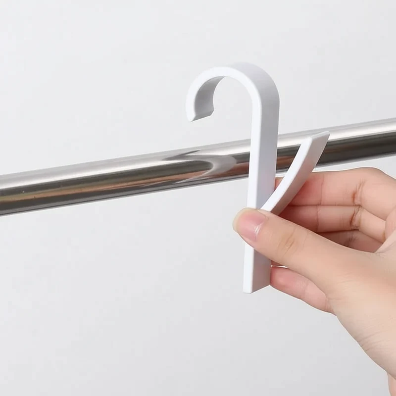 Cintre pour étendoir à linge pour radiateur blanc