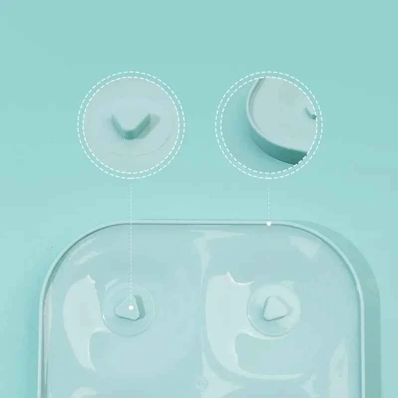 Petit étendoir à linge pour biberons et tétines