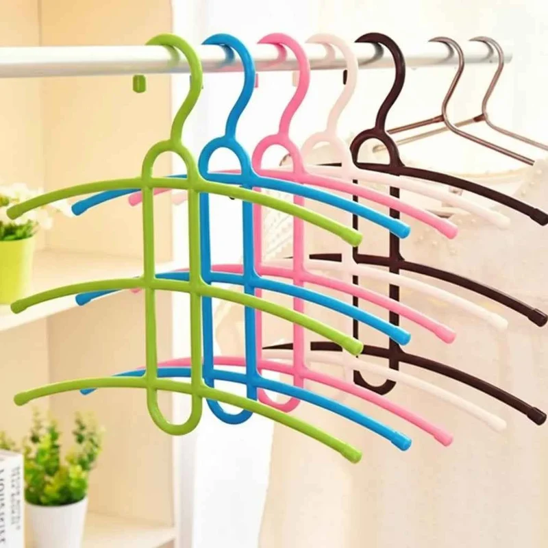 Cintre pour étendoir à linge trois niveaux gain de place