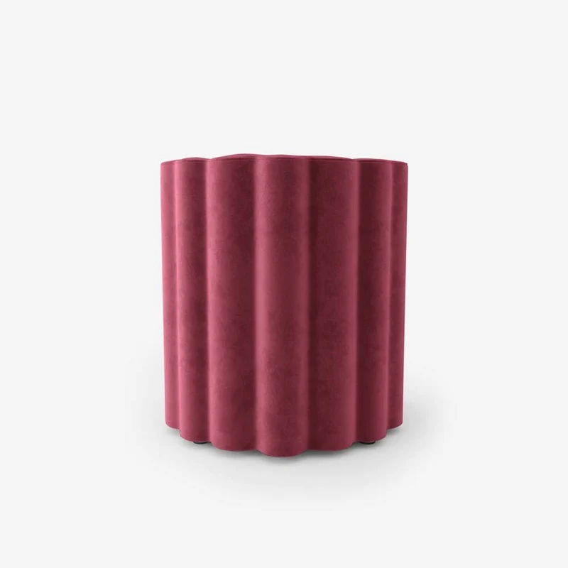 Fauteuil vintage en velours bordeaux