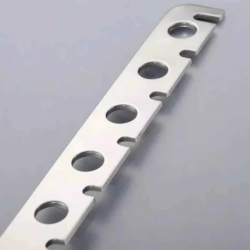 Cintre pour étendoir à linge mural pliable inox