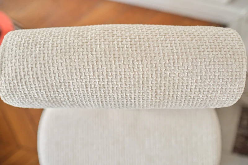 Tom Pouf avec dossier en tissu chenille blanc