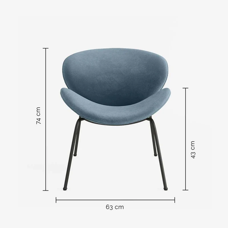 Fauteuil en velours bleu perle