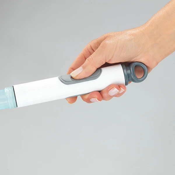 Brosse WC avec réservoir intégré 2 en 1 Wenko by Maximex