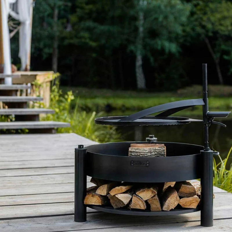 Cook King MONTANA X – Brasero extérieur en acier avec grille réglable, range-bûches, Ø 80 cm