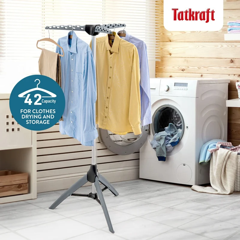 Tatkraft Pine - Séchoir à Linge Tour, Petit Étendoir à Linge Pliable Solide, Porte Cintres à Bras, Trépied de Séchage, Capacité: 30 Kg, 42 Cintres