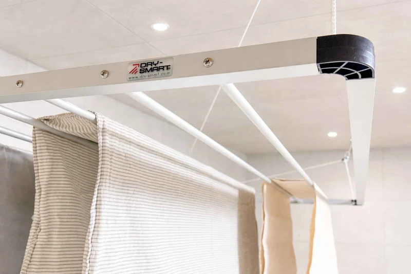 DRY-SMART LIFT | Wäschetrockner für die Decke mit 8 robusten Alustangen
