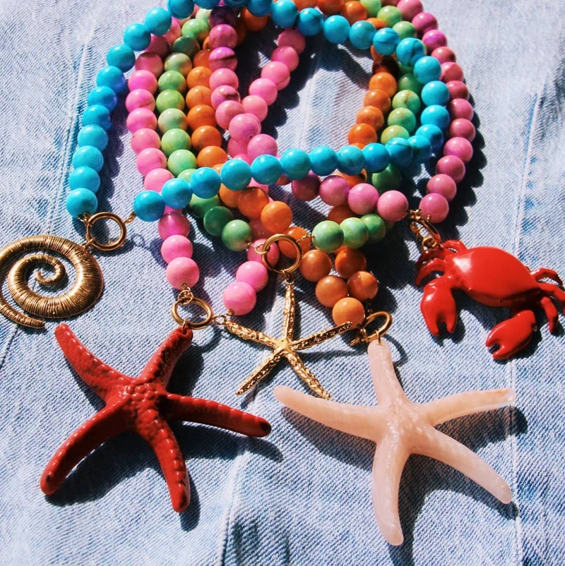COLLIER EN PERLE DE PIERRE NATURELLE - Rose