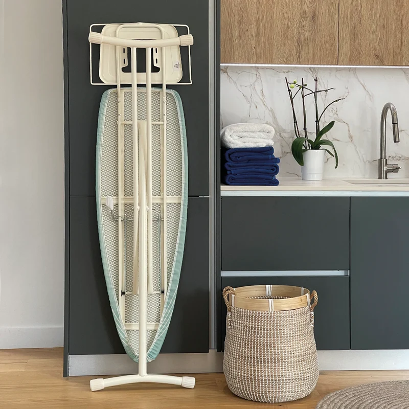 Table à repasser pliable BERMUDE en acier 124x40 cm hauteur réglable jusqu’à 94 cm avec repose-fer et support centrale vapeur