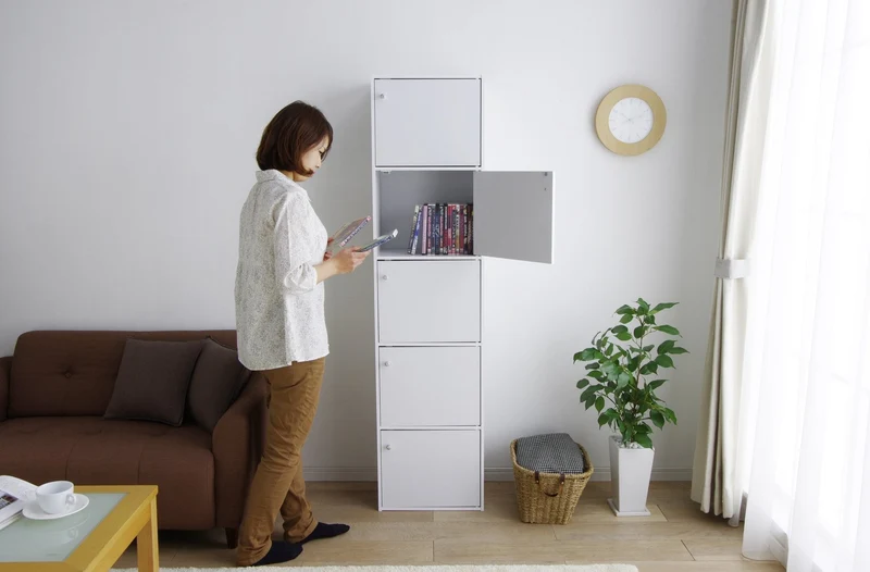 Wood Storage Shelf 5 Tiers with 5 Doors