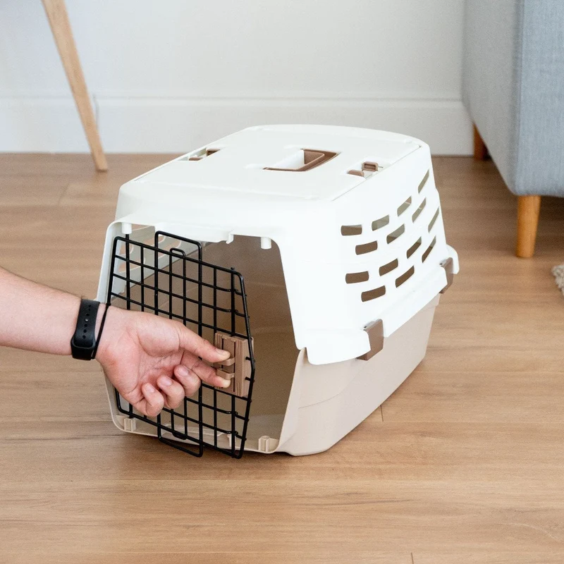 Pet Travel Carrier - Medium