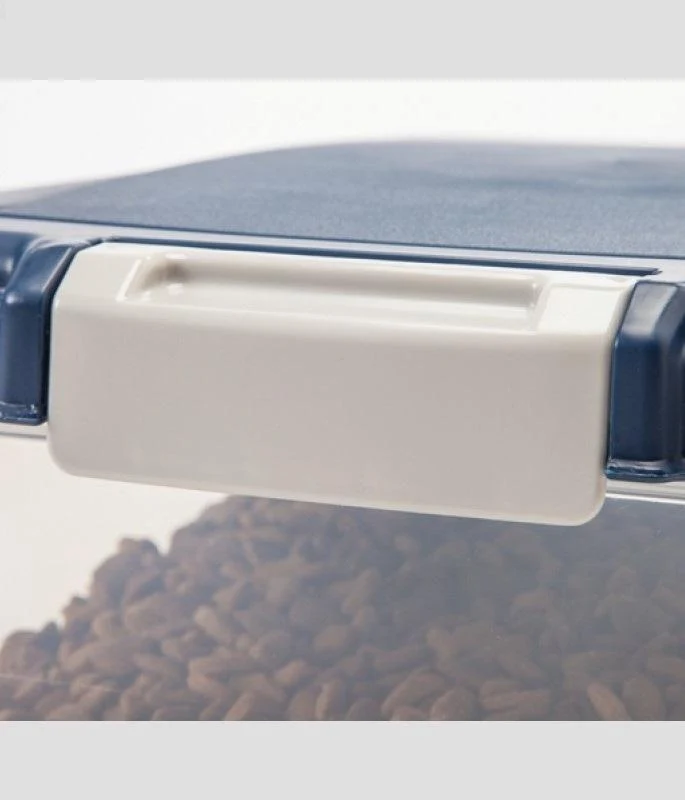 Airtight Pet Food Container WeatherPro™ - 12QT