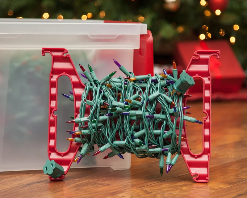 Holiday Light Wrap Storage