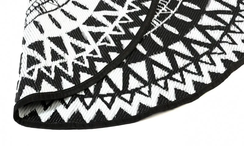 Tapis extérieur rond 150cm noir Maori motifs "ethniques"
