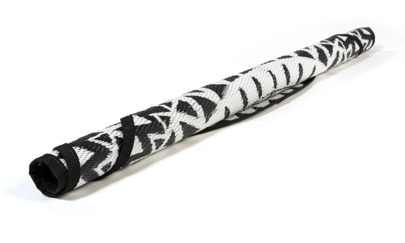 Tapis extérieur rond 150cm noir Maori motifs "ethniques"