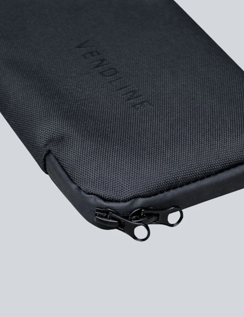 Vans\RV Dust Cover