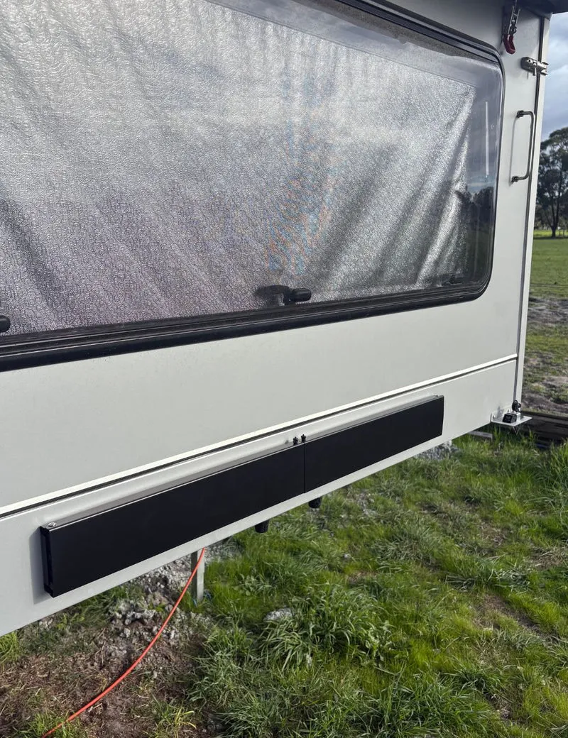 Vans\RV Dust Cover