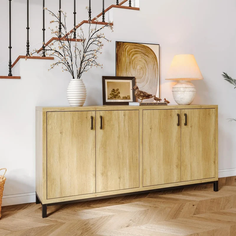 Buffet blanc à 4 portes et 3 tiroirs