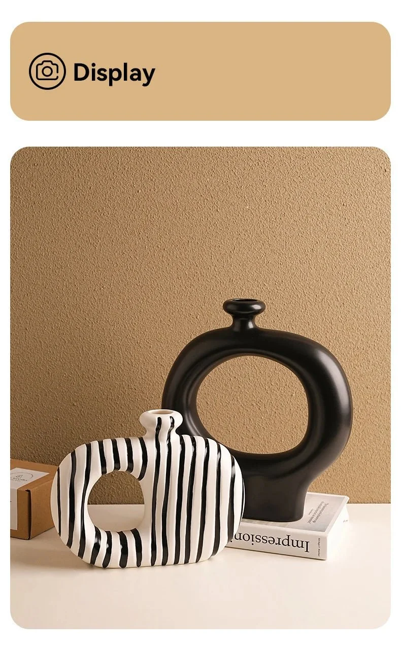 Vase en céramique à rayures zébrées