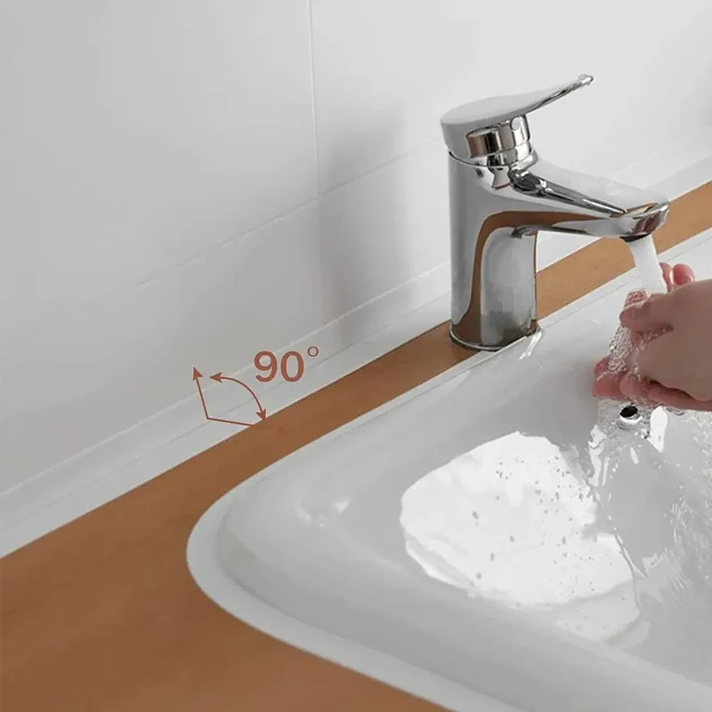 Bande auto-adhésive de toilette