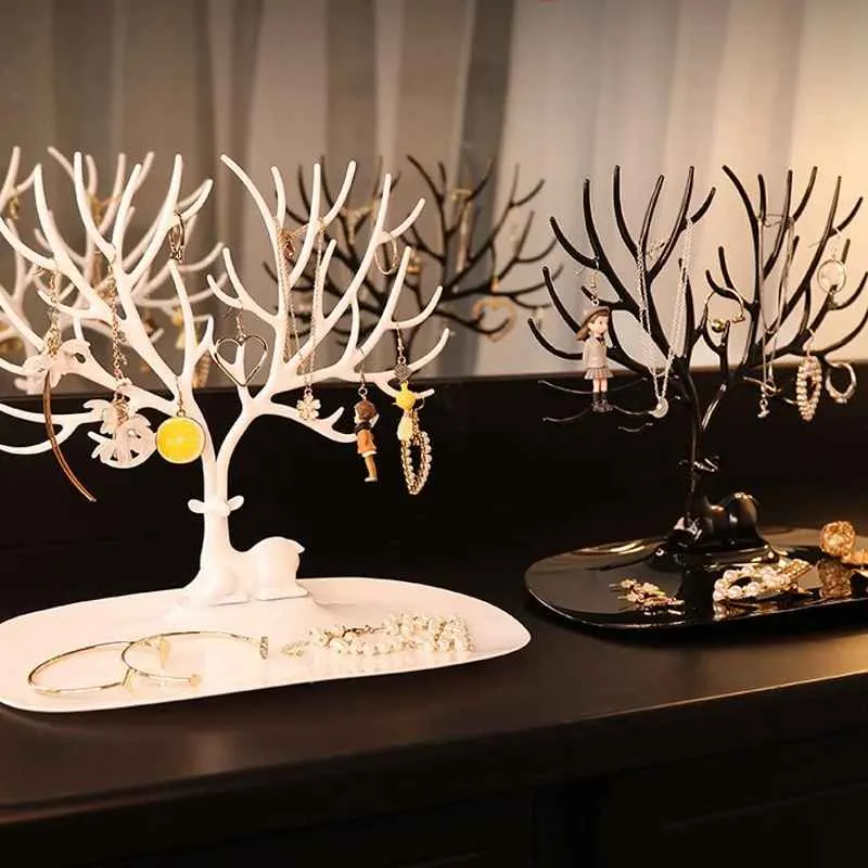 Arbre à bijoux