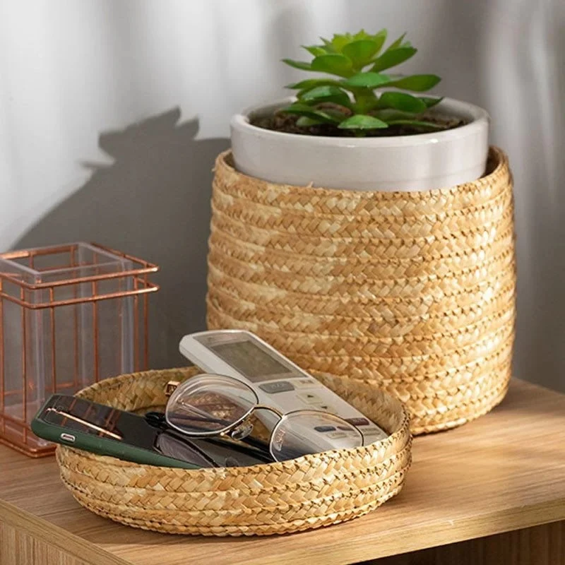 Petit panier en osier avec couvercle