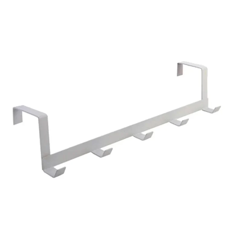 Porte-serviette sur porte en métal