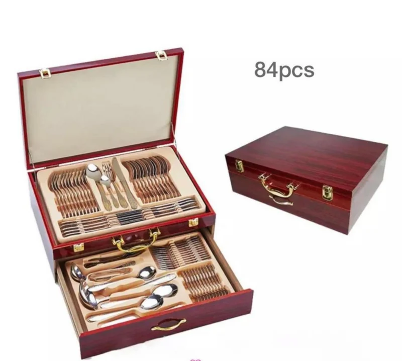 Mallette de couverts en inox avec coffret en bois / 84 pièce en inox