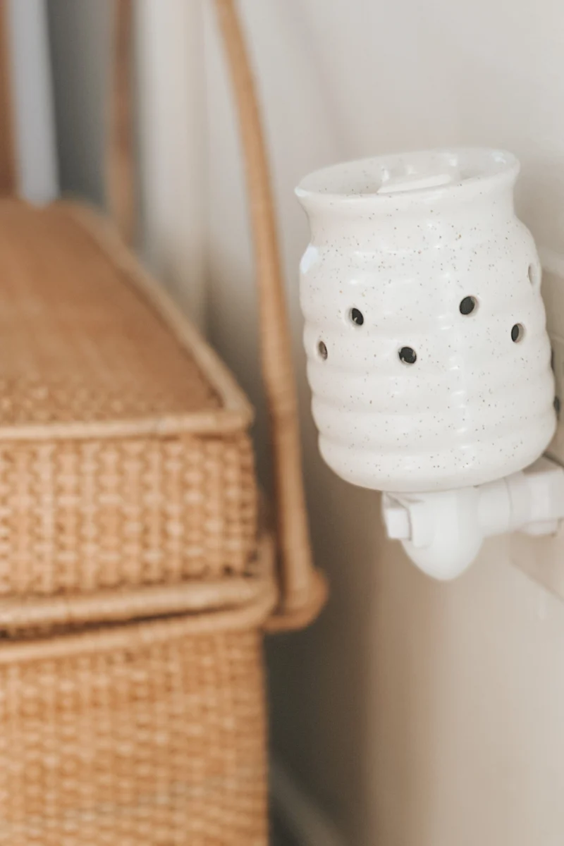 DIFFUSEUR CUBES DE CIRE - Mural - Farmhouse - Crème