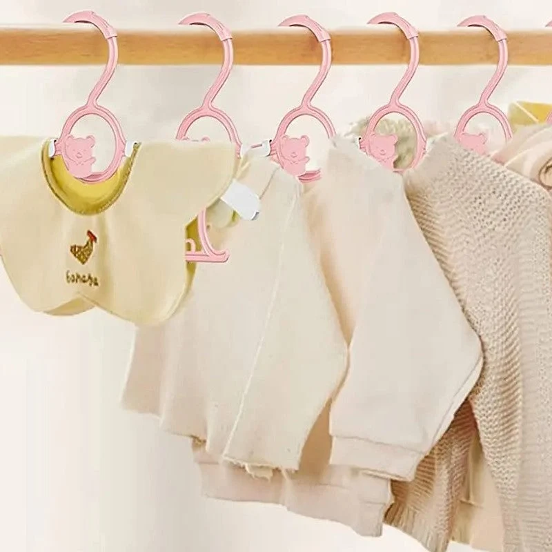 Cintre pour vêtements bébé