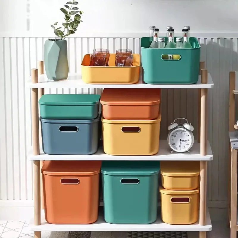Caisse de rangement en plastique