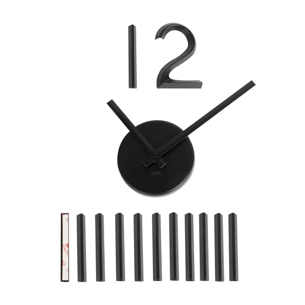 Horloge murale en métal noire