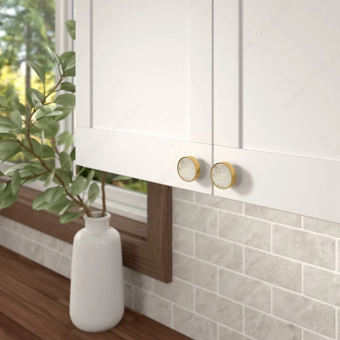 Bouton éclectique en marbre et laiton - 3010