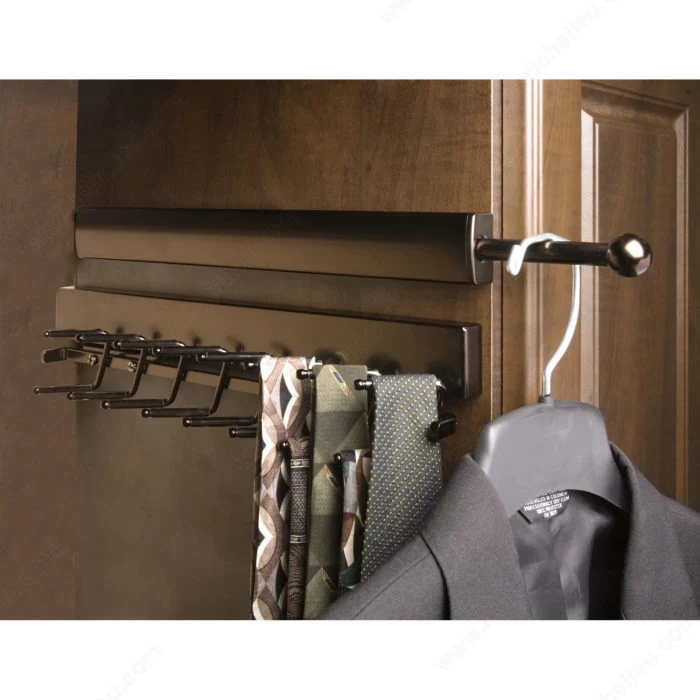 Tringle de valet à ouverture automatique Rev-A-Shelf Sidelines