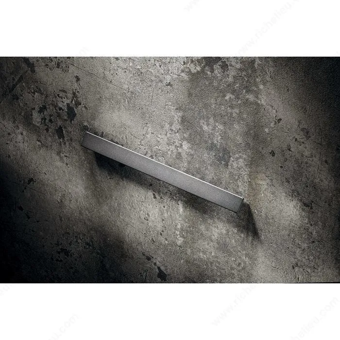 Poignée contemporaine en métal - MN2363Z