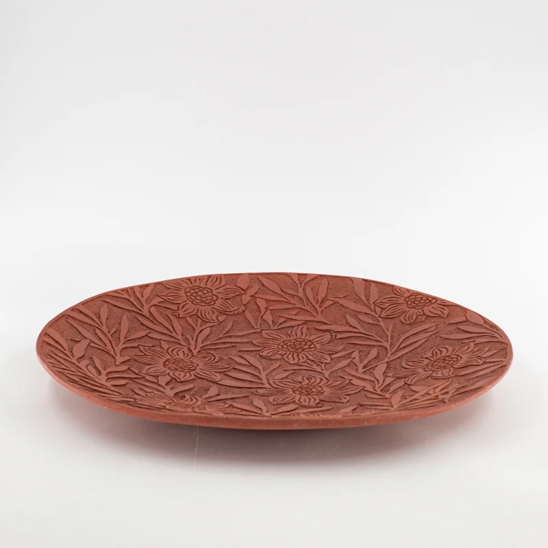 Grand plat sculpté