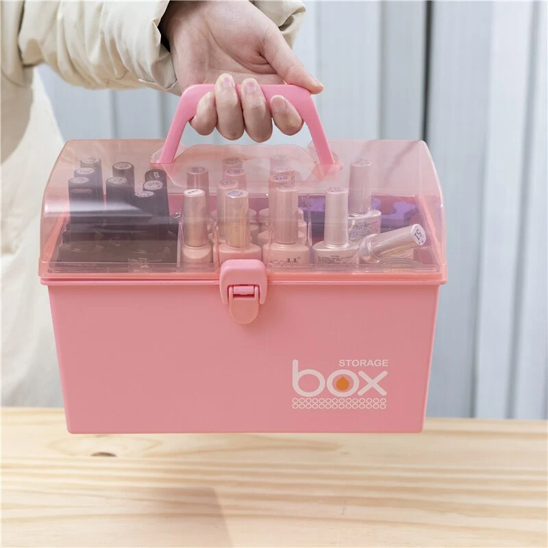 Rangement maquillage transparent