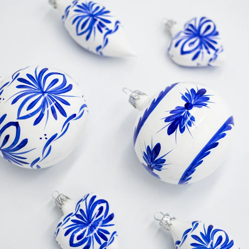 Boules de Noël Rondes peintes à la main