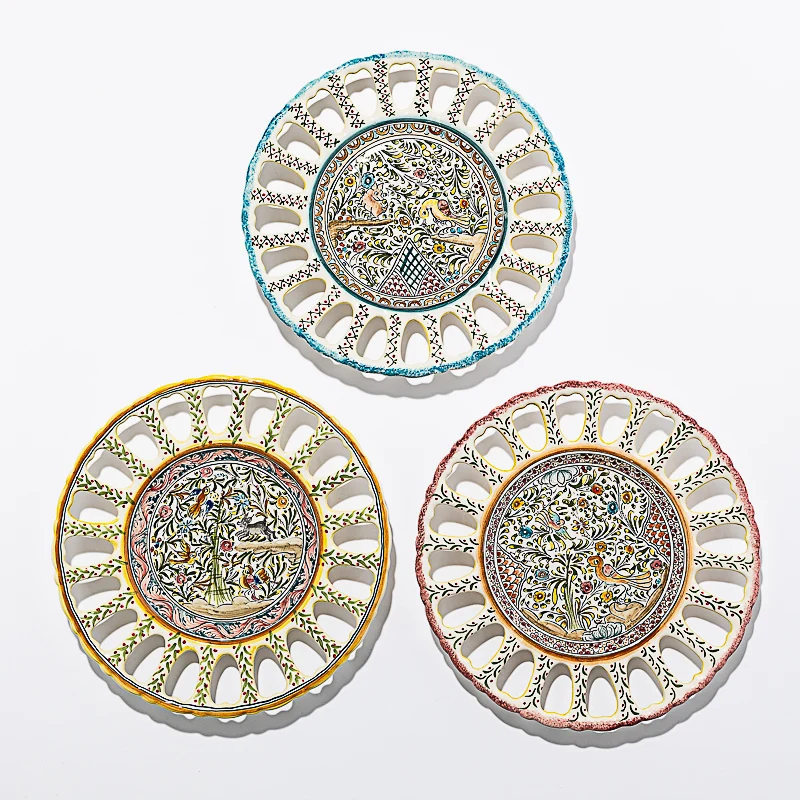 Assiettes Ajourées peintes