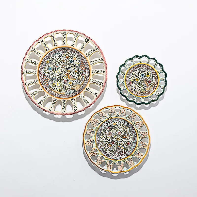 Assiettes Ajourées peintes